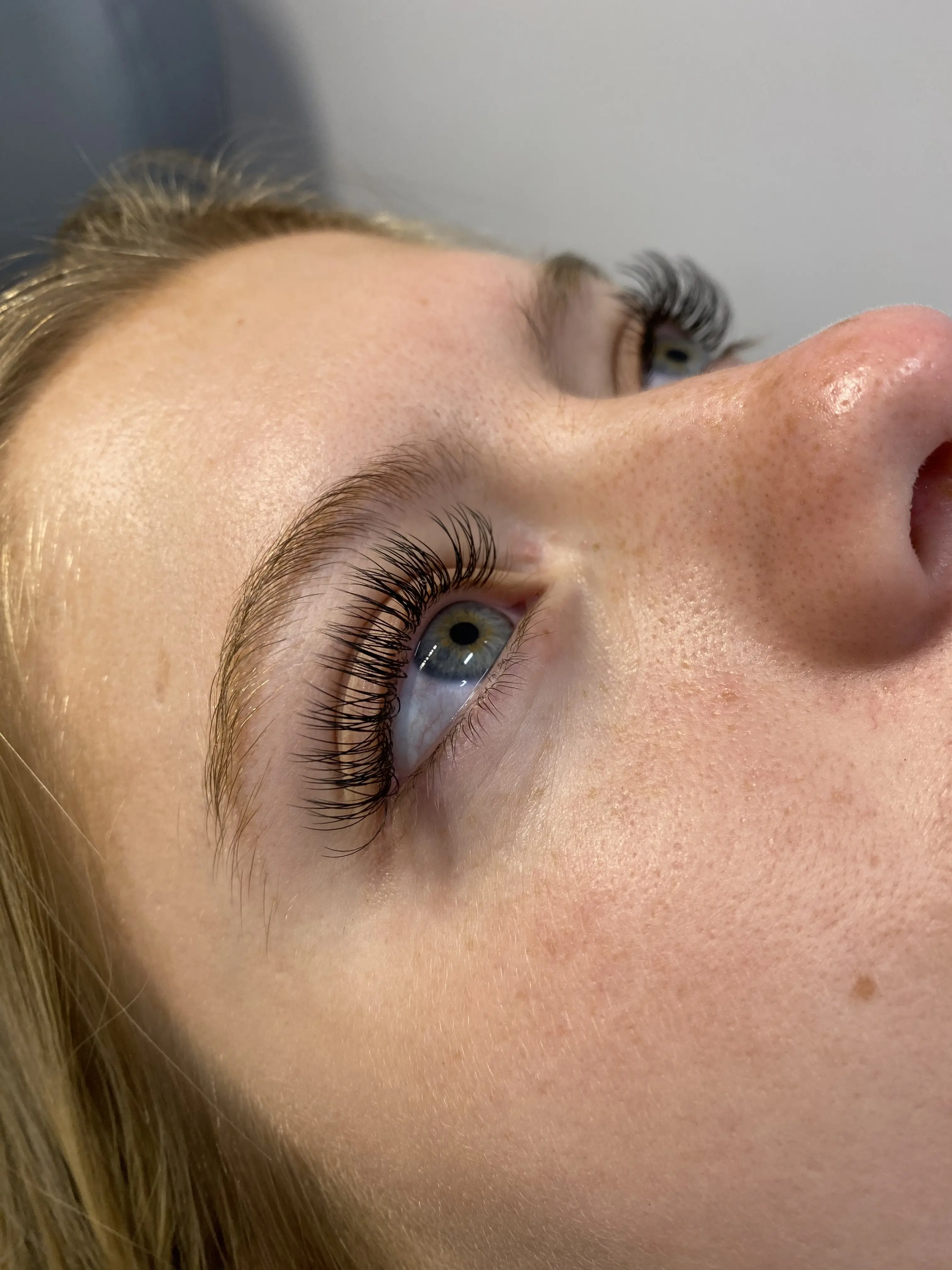 Mayari Well lash and beauty work 8